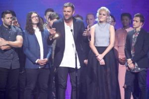 Hillsong United caps their stellar year with their first win at the American Music Awards 2016.  <br/>