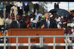 Evangelist Franklin Graham preaches to Haitians during the Festival of Hope on Sunday, Jan. 10, 2011. <br/>Billy Graham Evangelistic Association