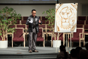 Liu's testimony sends off the message that inspires the listeners to search for their own unique God-given talents without the need to compare with others. The most important thing is to live out a life of worthy of eternity. Afterwards, he led many children to place their faith in Jesus Christ. <br/>Evangelical Chinese Bible Church