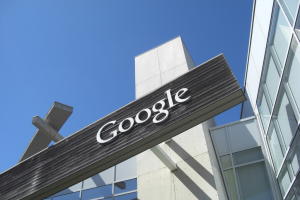 Google is faced with lawsuit from an employee for allegedly violating California labor laws with its illegal confidentiality policies. The Google Product Manager who is using the name John Doe claims that the tech company has an 