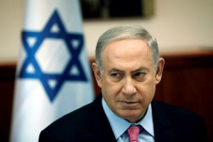 Israeli Prime Minister Benjamin Netanyahu attends the weekly cabinet meeting in Jerusalem, July 24, 2016. <br />
<br />
 <br/>Reuters/Ronen Zvulun 