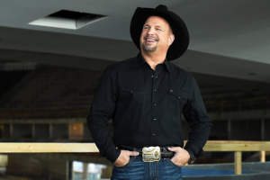 Garth Brooks speaks during a news conference to discuss plans for his upcoming concerts at the new Las Vegas Arena on Dec. 3, 2015 in Las Vegas.  <br/>Getty Images