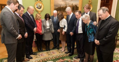 Supreme Court nominee Judge Neil Gorsuch prayed with Maureen Scalia, and Fr. Paul Scalia, the wife and son of the deceased conservative Supreme Court Justice Antonin Scalia, along with Trump and Pence, before Gorsuch's nomination this week. <br/>Twitter