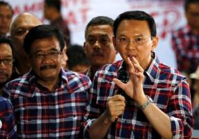 With the nearing Feb. 15 Jakarta gubernatorial polls, the world waits to see whether or not the country will pass the test for religious tolerance. And in the middle of it all stands Jakarta’s Christian governor Ahok, who says he’s just “happy” to have been placed in such position. Jakarta Governor Basuki Tjahaja Purnama, nicknamed Ahok. November 16, 2016 01:15am EST<br />
 <br/>Reuters/Darren Whiteside