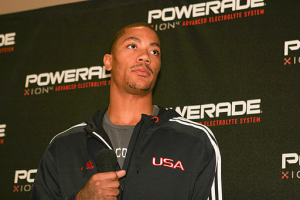 NBA rumors indicate that a Derrick Rose contract might happen with the San Antonio Spurs. Will the former Chicago Bulls star leave the New York Knicks soon? <br/>Wikimedia Commons/Julieta Alvarez