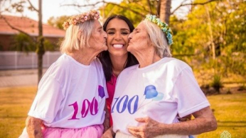Photographer Camila Lima captured the photos of twins Maria Pignaton Pontin and Paulina Pignaton Pandolfi celebrating their 100th birthday. <br/>Camila Lima Photography 