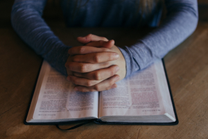 Nations, leaders and countrymen need the Church's prayer. Believers need to unite in prayer to stand in the gap and fight the real enemy through warfare. <br/>Pexels: Unsplash