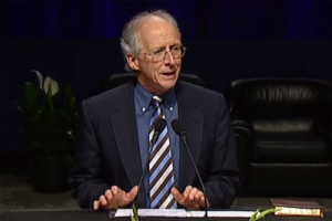 John Piper speaks to hundreds of pastors at the 2011 Southern Baptist Convention's Pastor Conference in Phoenix, Ariz., June 13, 2011. <br/>SBC via The Christian Post