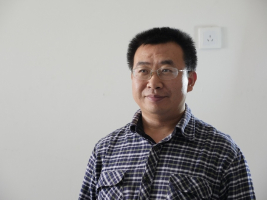 Jiang Tianyong, a Chinese human rights lawyer, confessed to subversion at a trial on Tuesday. <br/>Epoch Times