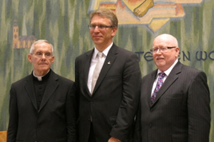 From left to right, Cardinal Tauran, Dr Olav Fykse Tveit, and Dr Geoff Tunnicliffe at the launch of the document, Geneva, Switzerland, 28 June 2011 <br/>Christian Today