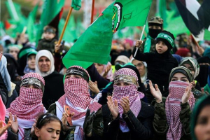 Hamas supporters take part in a rally marking the 30th anniversary of the founding of the Islamist movement, in Gaza City, on December 14, 2017 <br/>Reuters