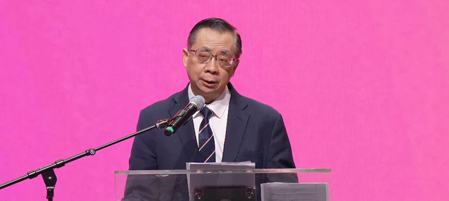 Dr. Patrick Fung delivering the keynote speech at the Lausanne Conference (photo credit: screenshot from the Lausanne Conference)