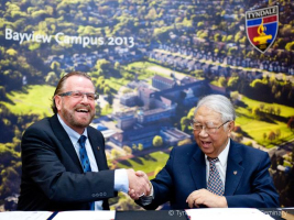 Dr. Gary Nelson and Dr. John Kao complete the Tyndale and ACCTE Agreement with a handshake. <br/>Tyndale University College & Seminary 