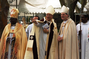Archbishop Peter Akinola (Left), Primate of Nigeria. <br/>Global South
