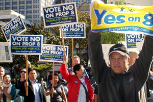 The Chinese Churches in California are very concerned about Proposition 8. The picture shows a man holding ‘’Yes on 8’’, contrasting the opponents of Prop 8, at an event supporting the same-sex marriage ban, sponsored by the San Francisco Chinese churches. <br/>Gospel Herald/Sharon Chan