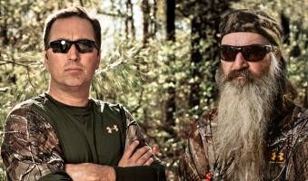 Alan and Phil Robertson from Duck Dynasty will be at Saddleback Church on July 20 and 21 as part of our Follow Me series. Alan and Phil are known for their bold and public stance about their faith despite receiving flack from the critics. They’ll be at Saddleback to talk about the difference that following Jesus makes in every area of life. <br/>Saddleback Church