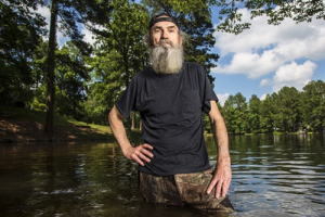 Si Robertson, the Uncle known for his tall tales and a quirky sense of humor on the A&E show ''Duck Dynasty,'' shared a little bit about his faith in a recent interview with LifeWay Christian Resources. <br/>Karolina Wojtasik / A&E