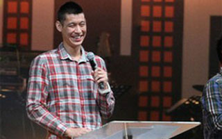 Houston Rockets guard Jeremy Lin shared his testimony at the ''Dream Big, Be Yourself'' youth conference event in Taipei, Taiwan. Over 20,000 people attended the event, where Lin spoke on what God has taught him in the past year about his identity. <br/>Youtube via The Gospel Herald