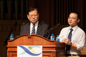 Prof. Liu Peng (Chinese Academy of Social Science,) and Franklin Wang <br/>Lausanne.com