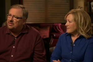 Rick and Kay Warrens sat down to speak with CNN's Pier Morgans on Tuesday on Sept. 17, 2013. <br/>CNN