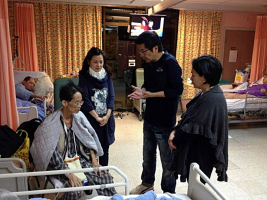 William Yu and his wife visit patients in hospitals and share their testimony of healing. (Photo: Courtesy of William Yu) <br/>