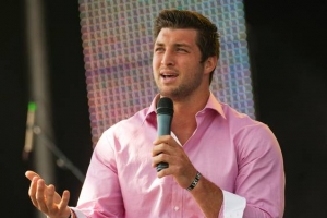 Former NFL quarterback Tim Tebow speaks at an Easter Service last year. (Photo: Dallas News) <br/>