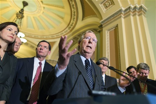 Senators call on an ''apathetic'' administration 