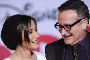 Robin Williams with his only daughter Zelda at El Capitan Theatre, Hollywood, CA.November 9, 2009. (Photo: Bauer Griffin) <br/>