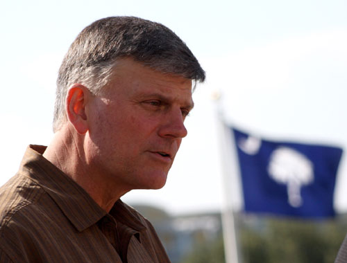Franklin Graham, president and CEO of the Billy Graham Evangelistic Association and international relief organization Samaritan’s Purse, speaks to a crowd of more than 34,000 people at the North Charleston Coliseum in Charleston, S.C on Sept. 19-21, 2008. <br/>(Photo: BGEA)