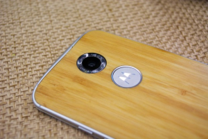 New Moto X in Wood <br/>