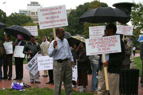 Indian-Americans and concerned citizens gathered at Lafayette Square across from the White House to demand an end to the anti-Christian violence in India on Thursday, Sept. 25, 2008 in Washington, D.C. <br/>(Photo: The Christian Post)