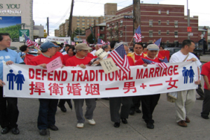 Churches in California have held various events aimed at defending and protecting traditional marriage. This photo shows a massive signature rally that was initiated in 2005, aiming to pass the marriage-law amendment bill that will ban same-sex marriage during the 2006 voting ballot. <br/>Traditional Family Alliance
