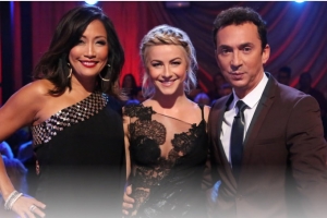 Julianne Hough (middle) will be the new judge for DWTS Season 19. <br/>