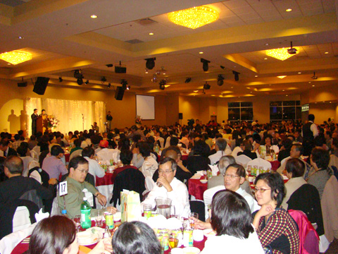 On Sept. 28, over 600 people gathered in support of CRRS annual fundraising in Vancouver, Canada. <br/>(Gospel Herald) 