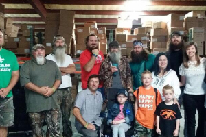 Haley and the Duck Commander family. (Holding Hands for Faley/Facebook) <br/>