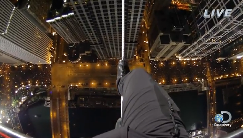 Nik Wallenda Chicago Skyline Tightrope Walk