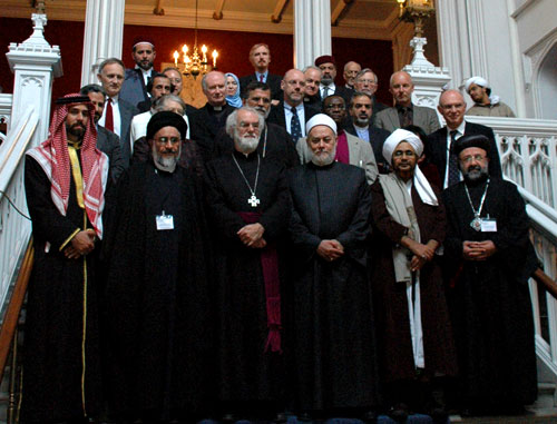 Christian and Muslim leaders gather inside Lambeth Palace in London at the conclusion of a three-day meeting that marked the first anniversary of <br/>(Photo: Episcopal Life Online / Matthew Davies)