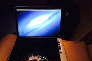One of the leaked images that supposedly shows the 12-inch MacBook Air Retina. Photo: ifanr <br/>