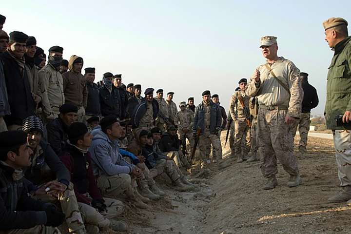 US Marines Training Iraqi to Fight Against ISIS