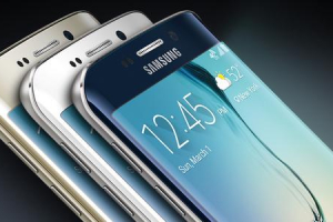 Samsung Galaxy S6 Edge will be releasing on April 10 with pre-orders through Verizon starting on April 1. Photo: Samsung Mobile US <br/>